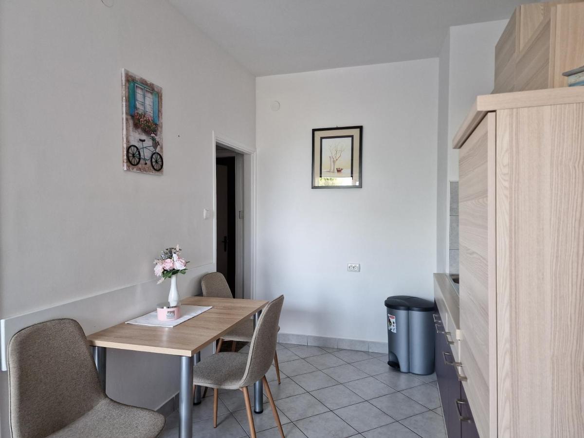 Apartment Sostaric Vrh  외부 사진